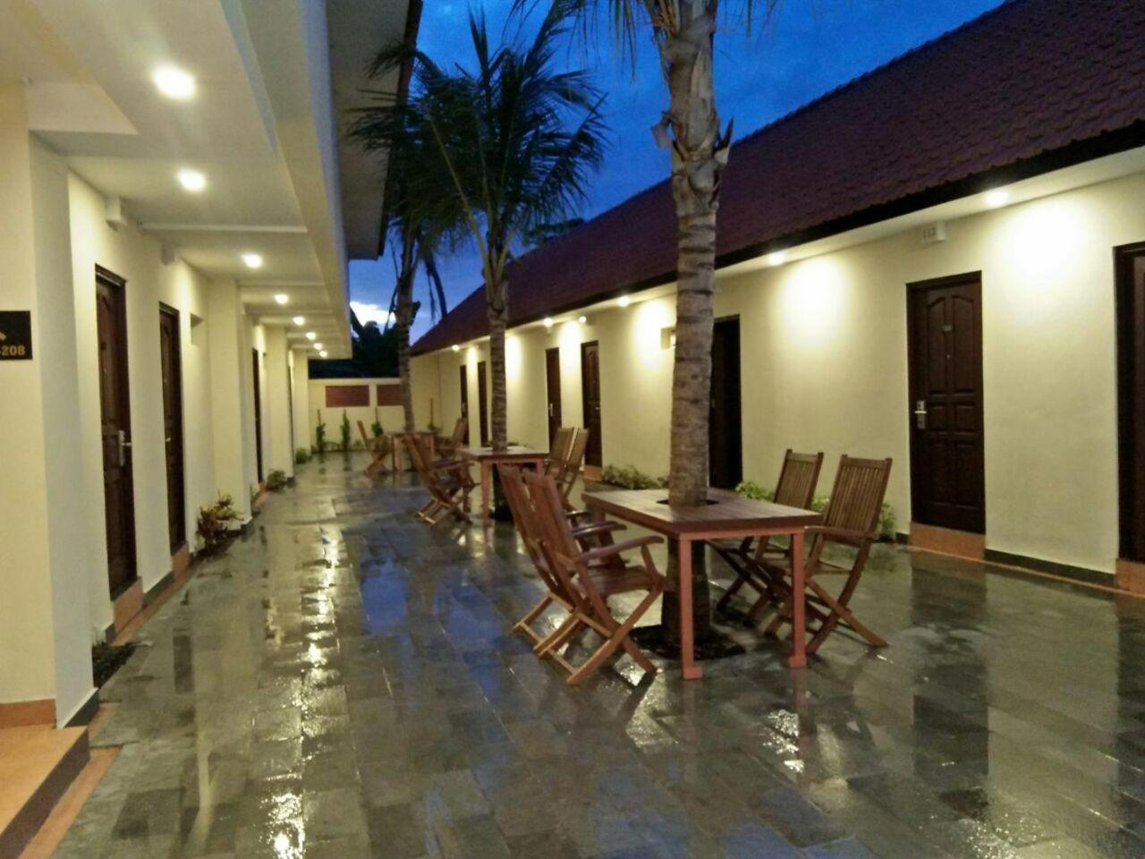 巴厘岛家庭酒店 Kuta Selatan 外观 照片